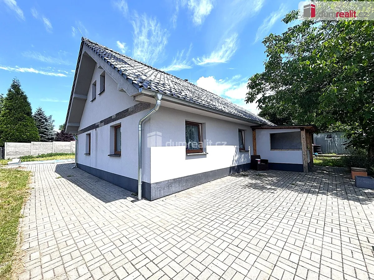 Prodej rodinného domu 135 m², pozemek 1037 m²